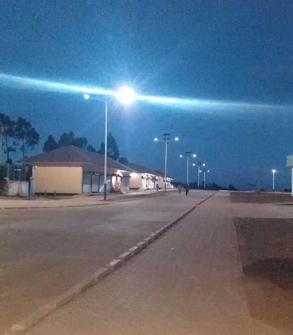 西沙区非洲科特迪瓦太阳能路灯工程